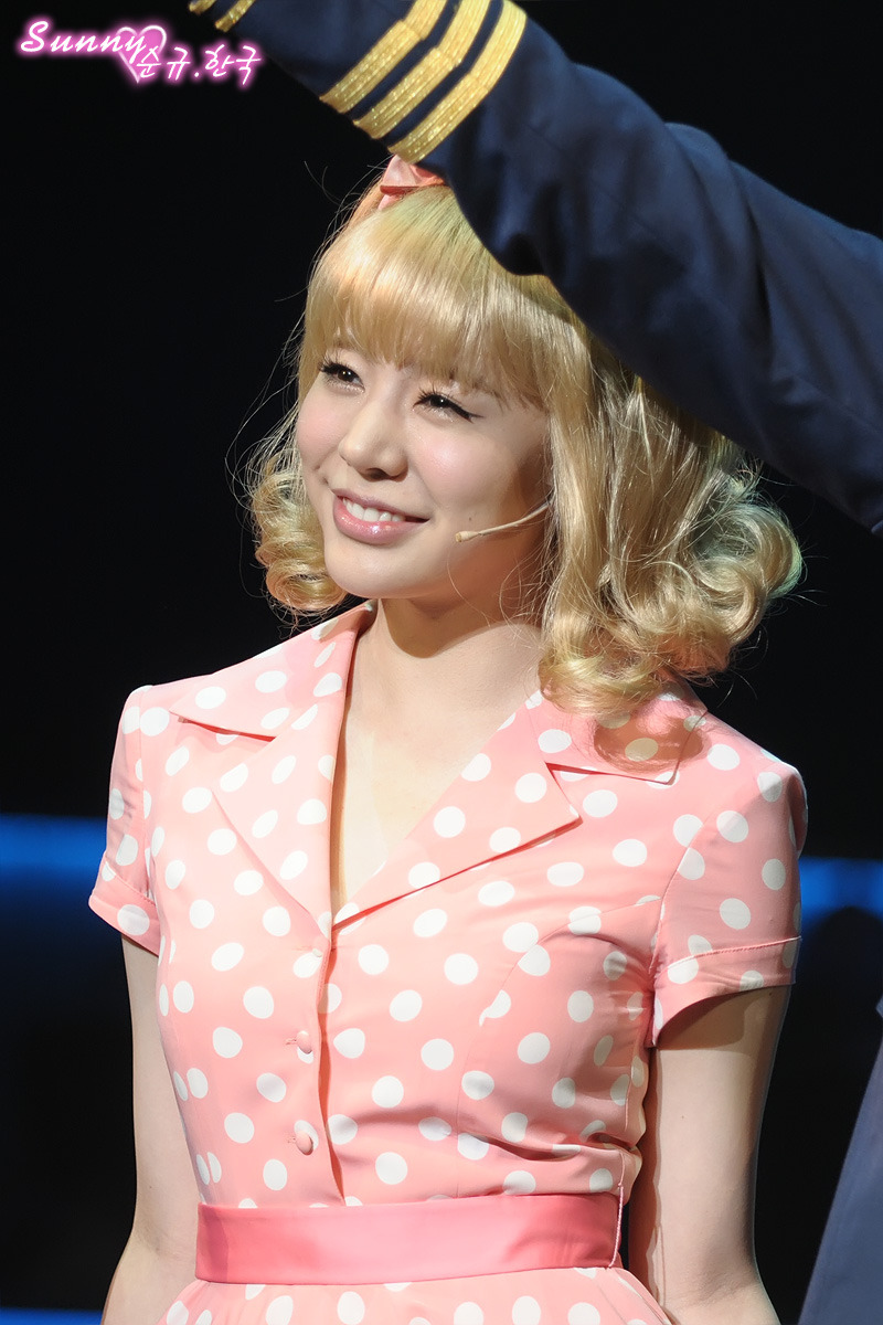 [OTHER][12-06-2012]Selca mới nhất của Sunny và Park Kwang Hyun tại hậu trường "Catch Me If You Can"  - Page 7 146A644F4F9032540AF69B