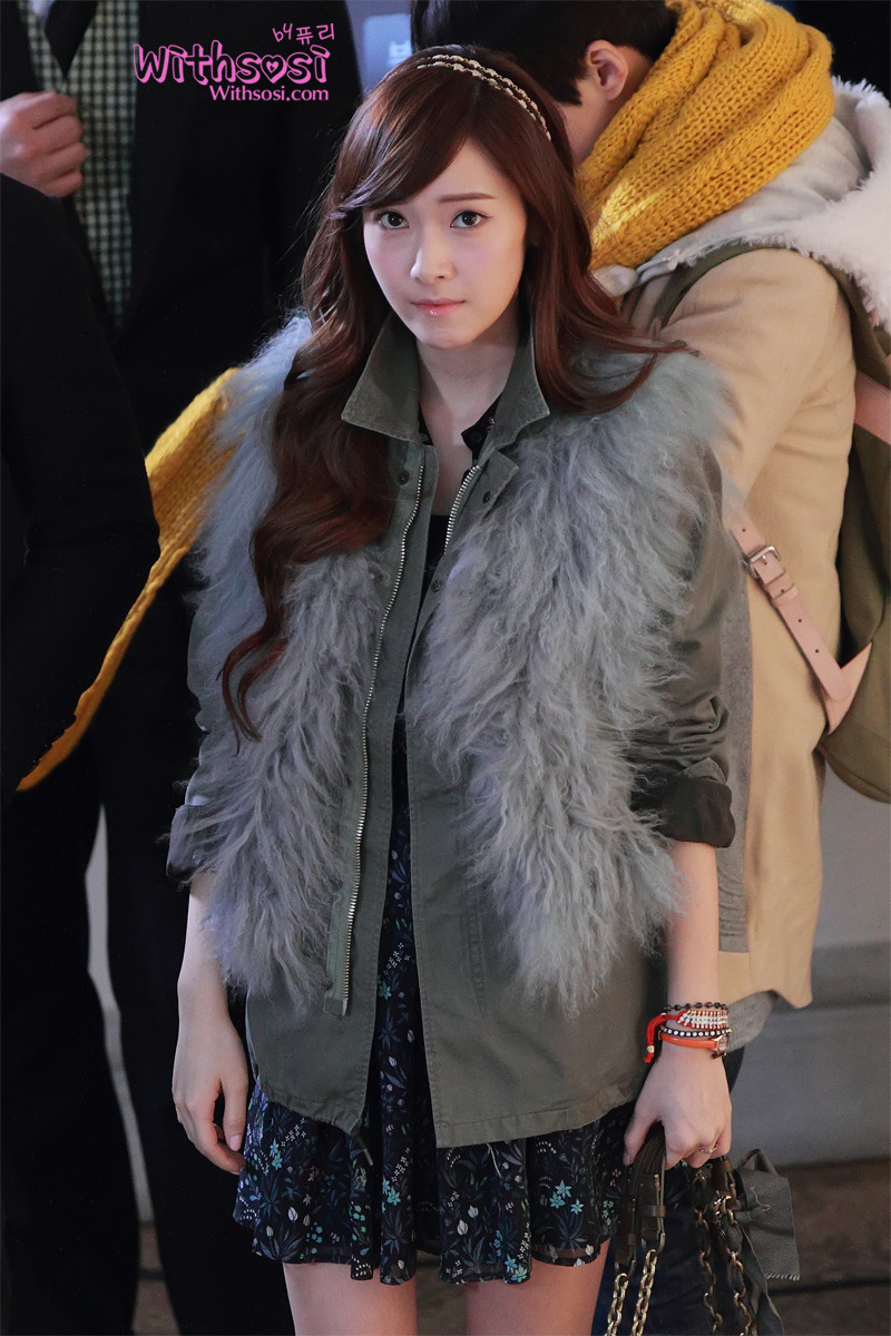 [OTHER][20-01-2012]Jessica tại trường quay của bộ phim "Wild Romance" - Page 16 2067DA3A4F33B597468ABA