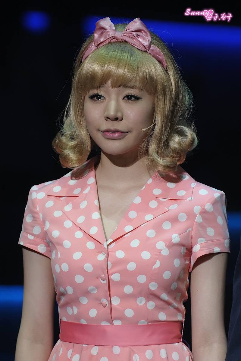 [OTHER][12-06-2012]Selca mới nhất của Sunny và Park Kwang Hyun tại hậu trường "Catch Me If You Can"  - Page 6 20686A3F4F8D88E82B1028