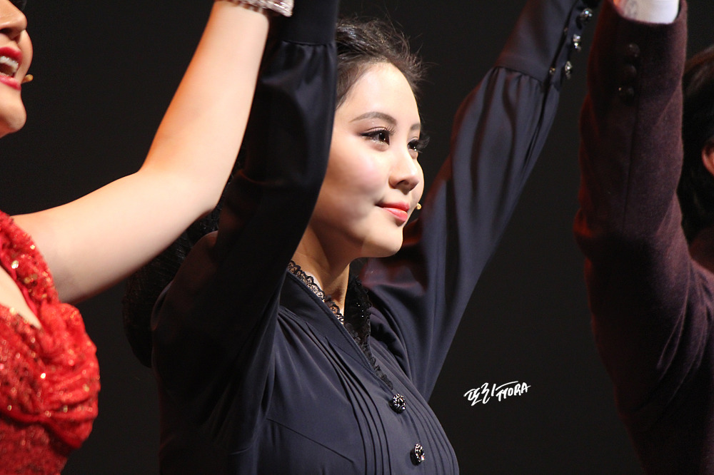 [OTHER][10-11-2014]SeoHyun tham dự buổi họp báo cho vở nhạc kịch mới của cô "Gone With The Wind" - Page 2 2419BB4754AF6D1303038F