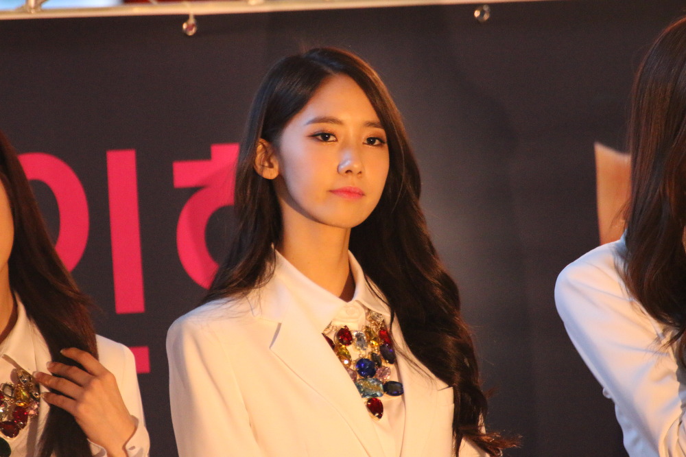 [PIC][14-03-2014]SNSD xuất hiện tại buổi fansign cho "Mr.Mr." vào tối nay  - Page 4 2430CE4953246EAB4269FB