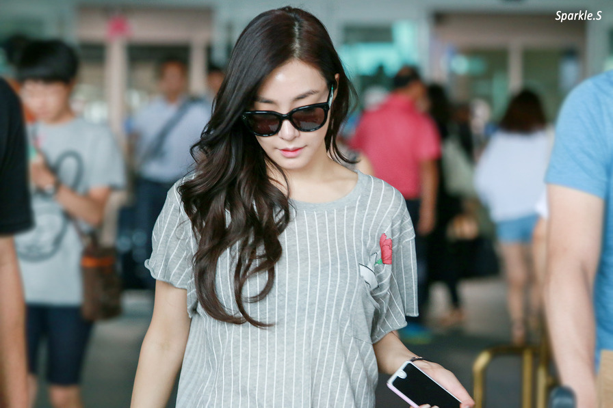 [PIC][18-08-2015]Tiffany trở về Hàn Quốc vào chiều nay 2465933F55D343B22E839A