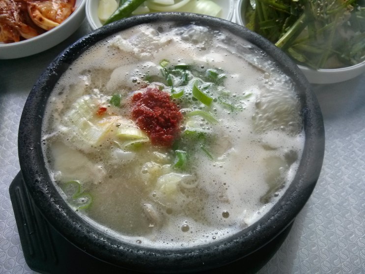 진 돼지국밥 이미지