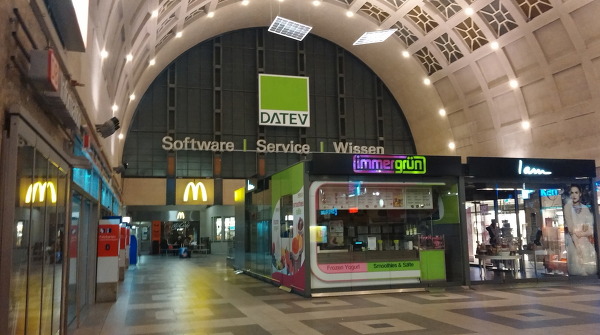 273A173B54DECAF51D9A15