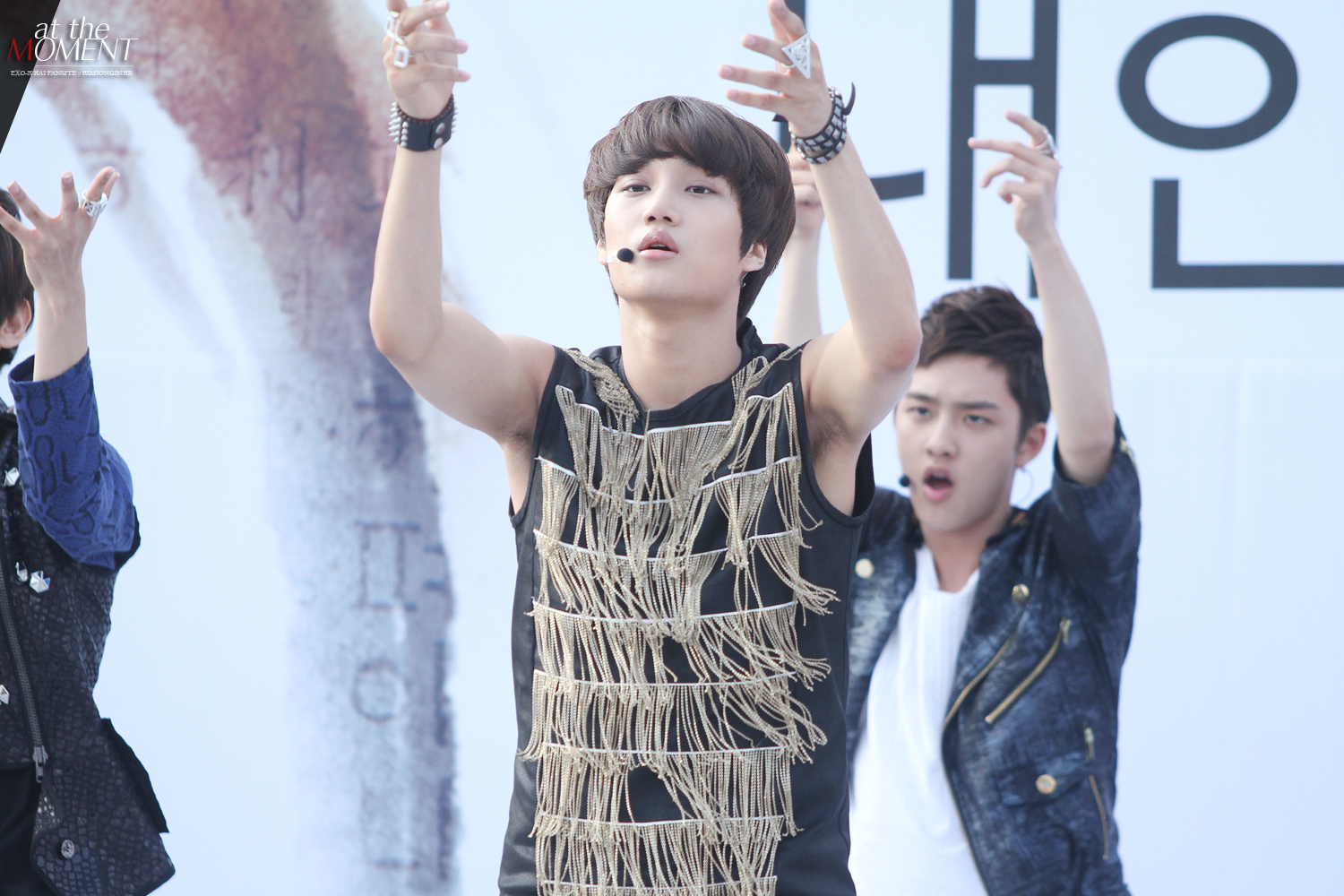 120707 Kai @ Yongsan Golden Bell 1513014A4FFA89C83883B9