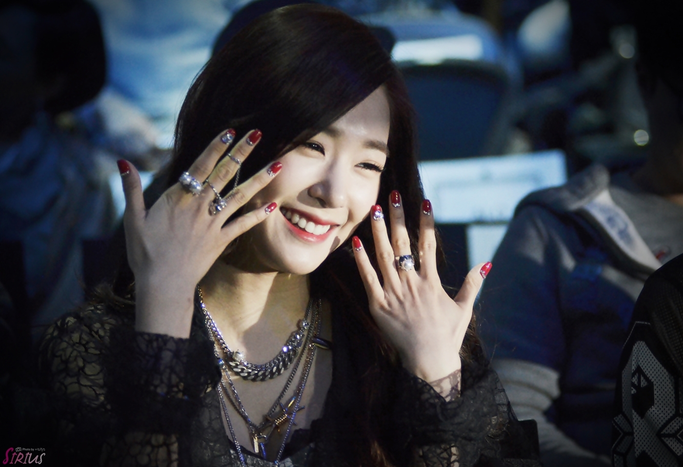 [PIC][24-03-201]Tiffany tham dự "Steve J & Yoni P 2014 F/W Seoul Fashion Week" vào trưa nay 23518F4F53304BA61B51CD