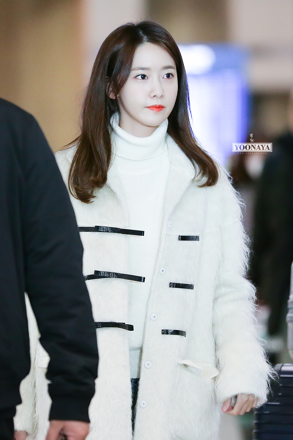 [PIC][15-12-2016]YoonA trở về Hàn Quốc vào sáng nay 253DBC4158527B2F23DFA0